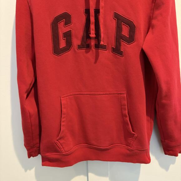 GAP Hoodie Women XS Extra Small Crimson Red Heritage Logo Pullover Hooded Fleece - Picture 4 of 12